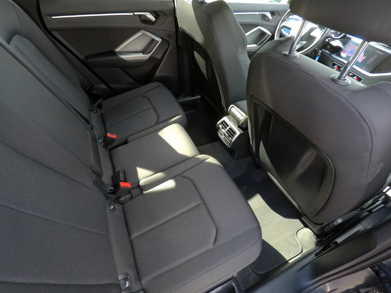 Audi Q3 SPB 35 TDI S tronic Business Advanced