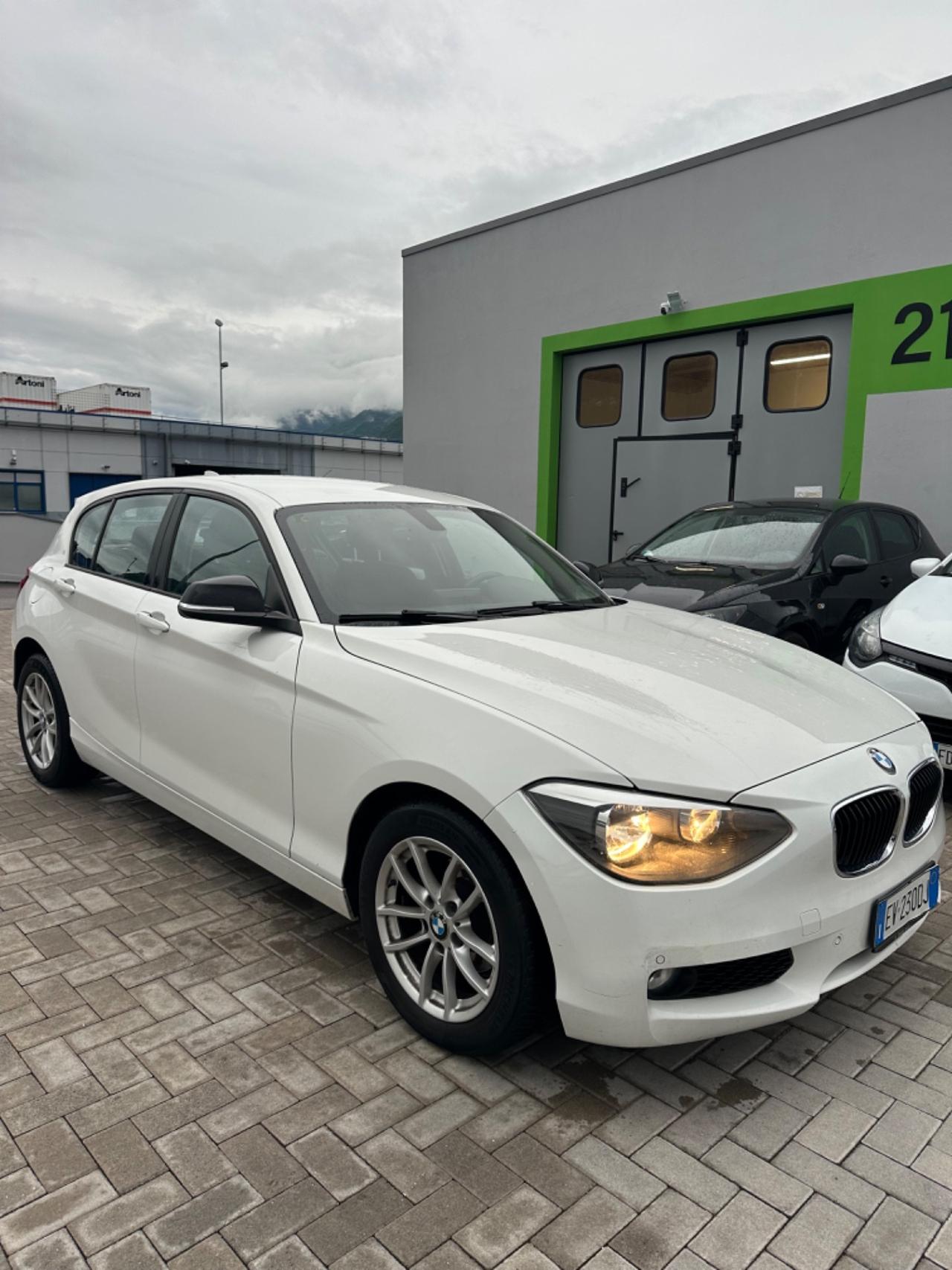 Bmw serie 1 2.0 116cv ADATTA A NEOPATENTATI