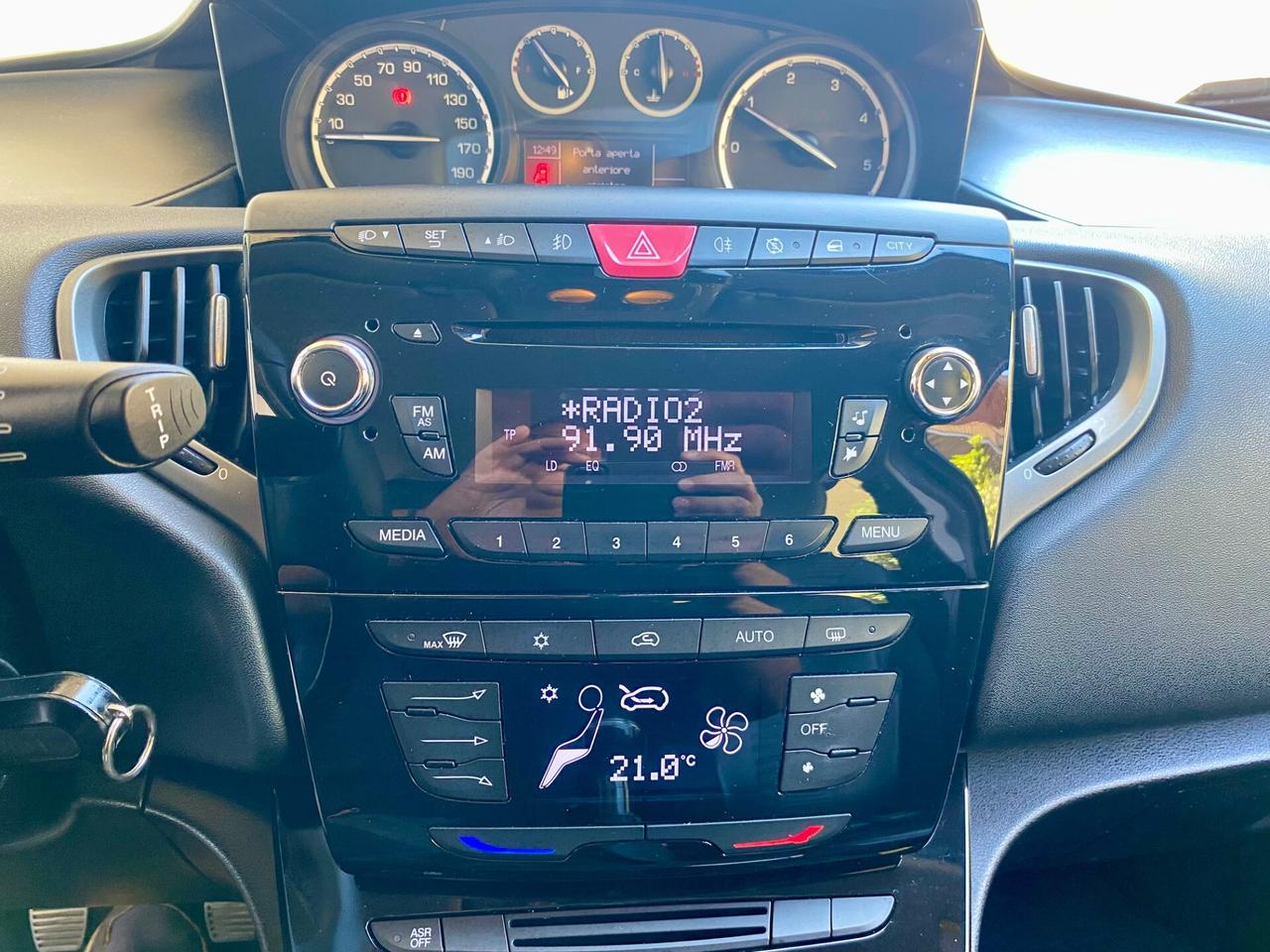 Lancia Ypsilon 1.3 MJT 5 porte S&S Platinum