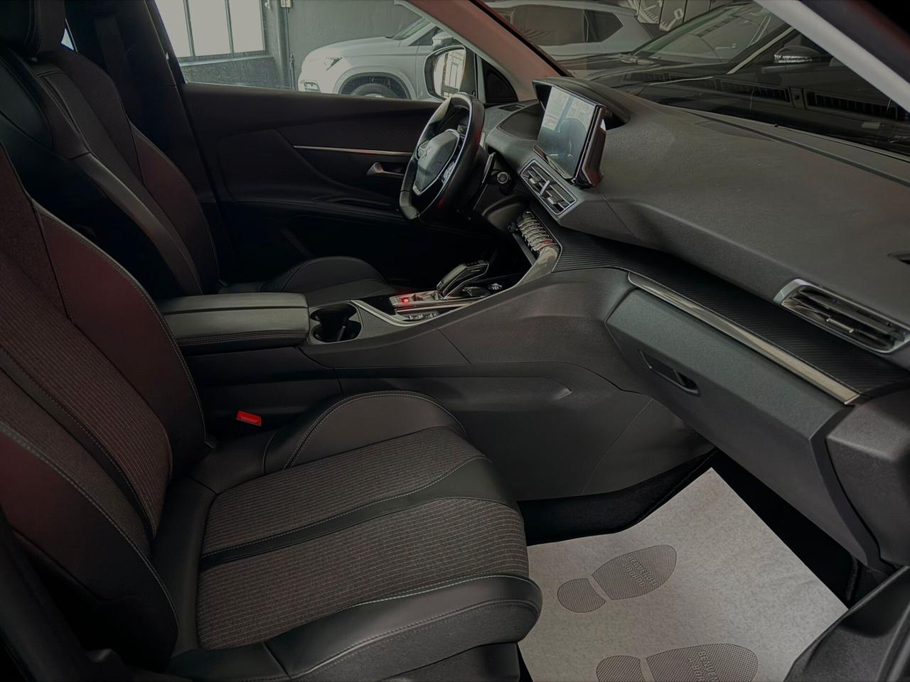 Peugeot 5008 BlueHDi 130 EAT8 Allure Pack 7 POSTI