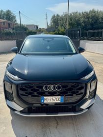 Audi Q3 TDI S tronic S-line edition