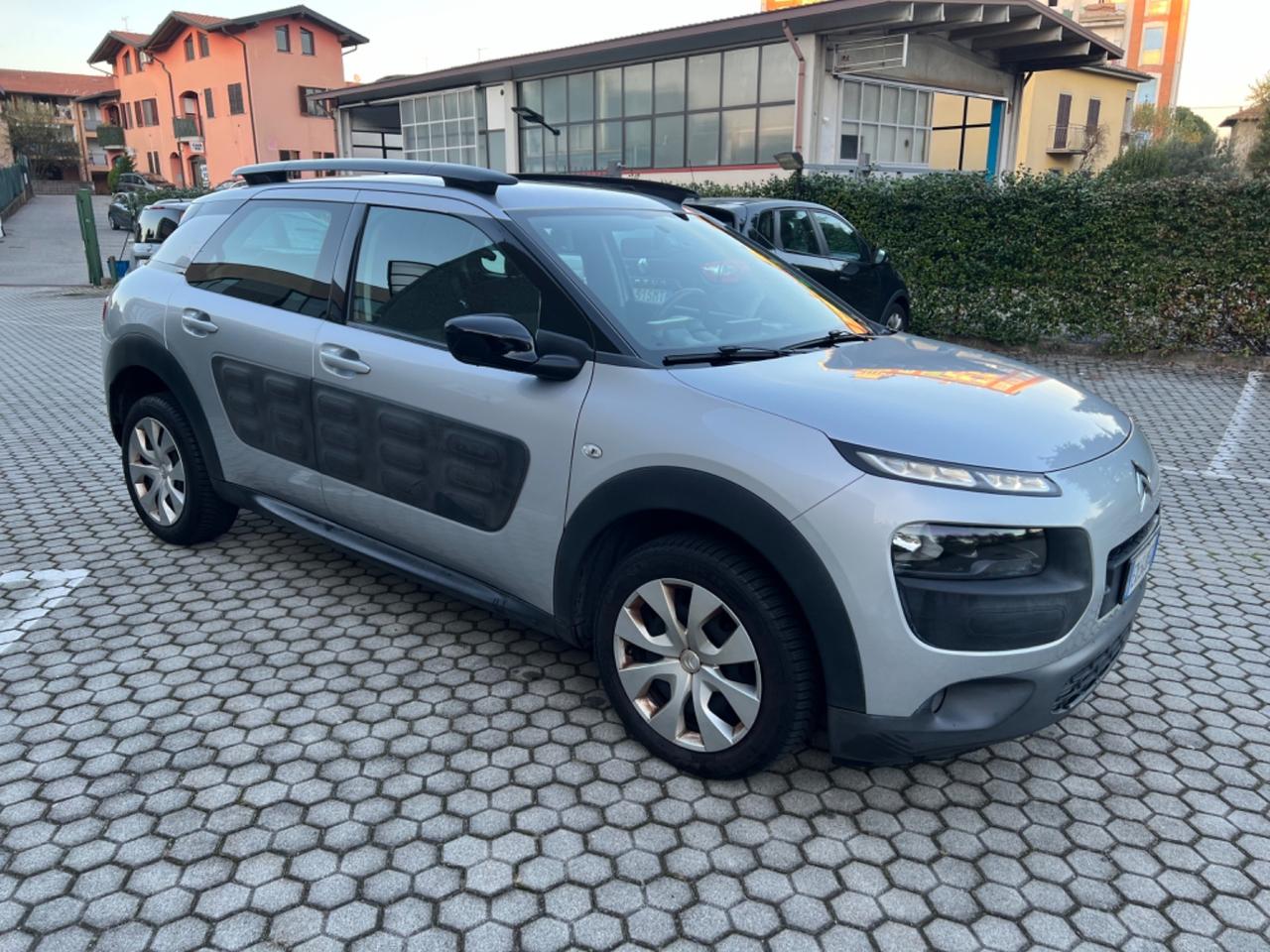 Citroen C4 Cactus BlueHDi 100 S&S Shine