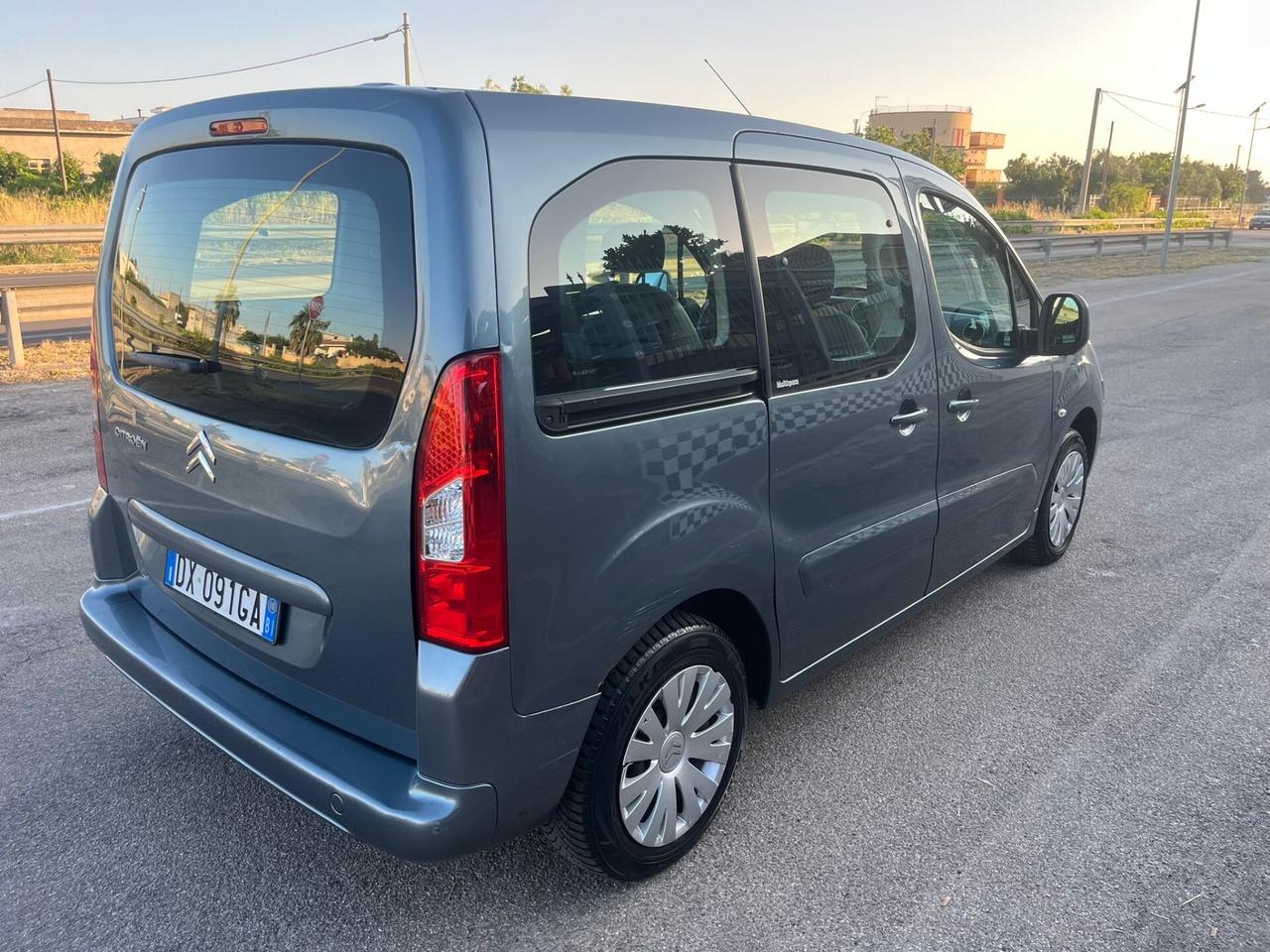 Citroen Berlingo 1.6 HDi 90CV Multispace Unipro 2010