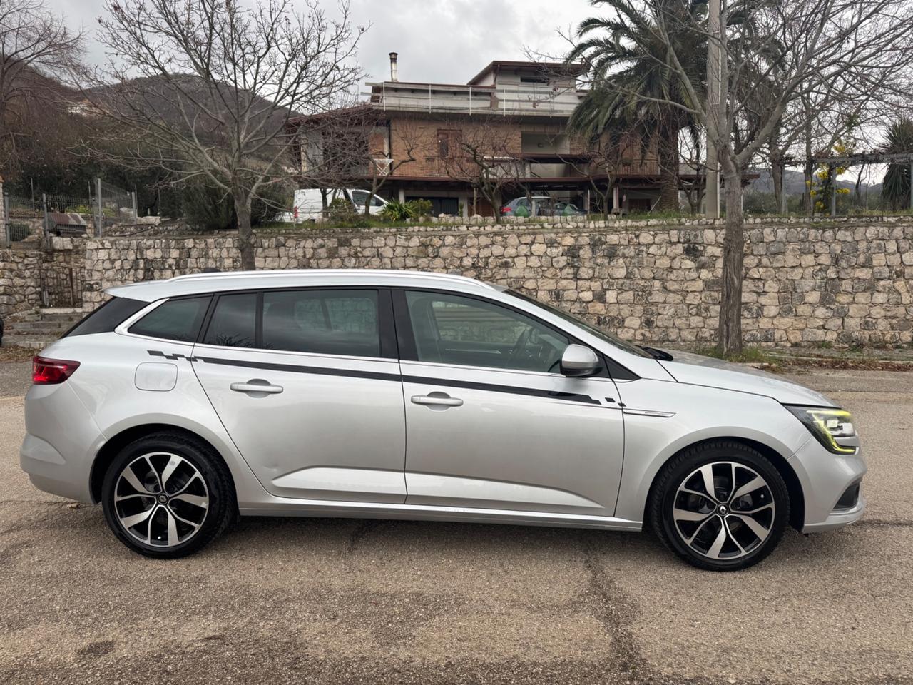 Renault Megane Mégane Sporter Blue dCi 115 CV EDC Intens