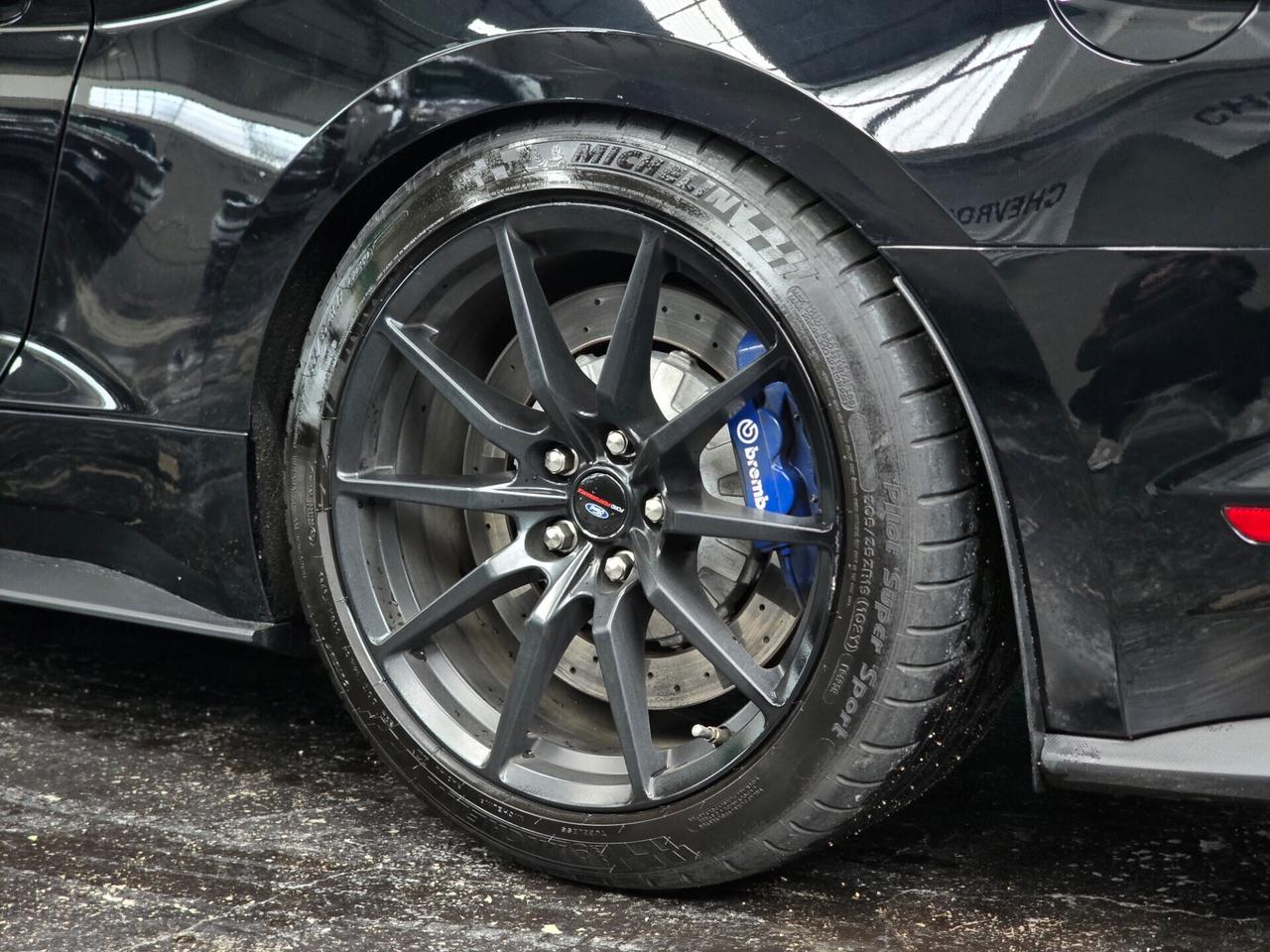Ford Mustang Shelby GT350 5.2 V8