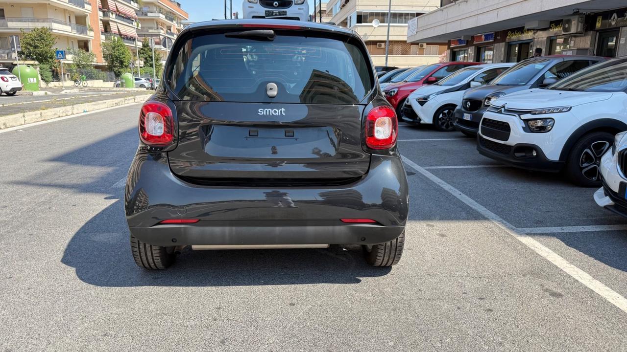Smart ForTwo 70 1.0 twinamic Passion LED PANORAMA CERCHI 15 PDC