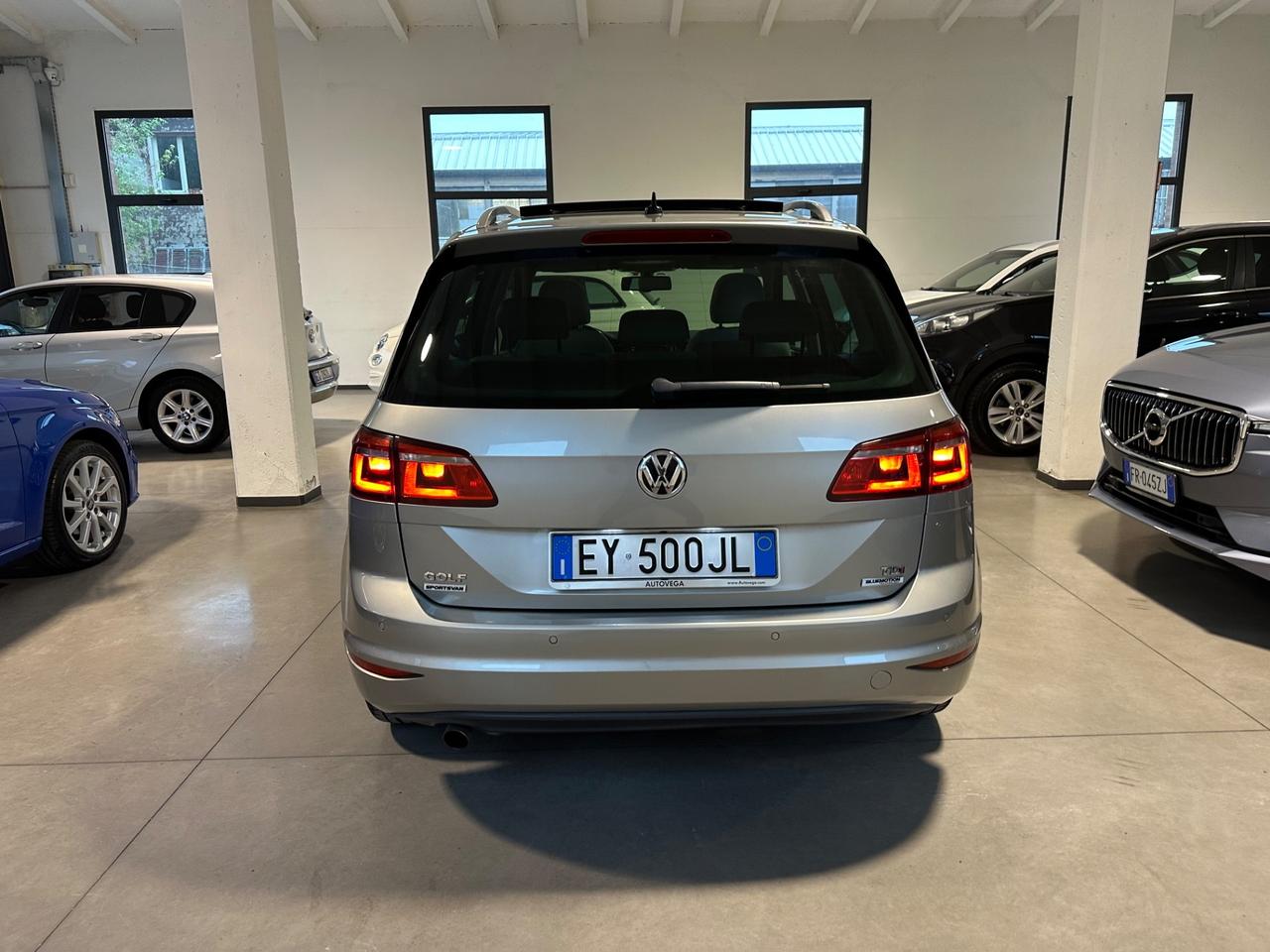 Volkswagen Golf Sportsvan 1.6 TDI 110CV Highline BlueMotion Technology