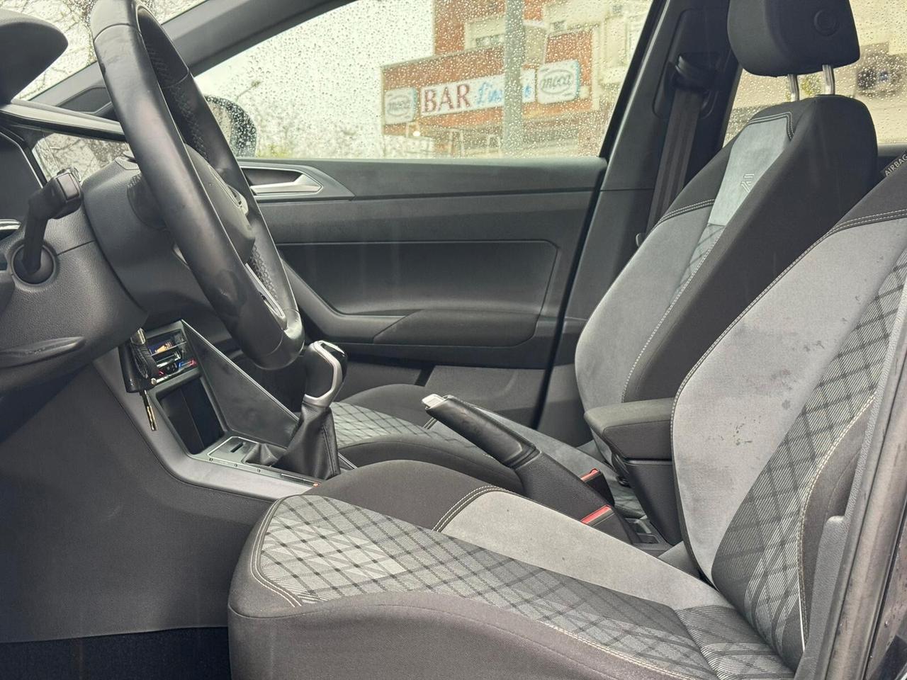 Volkswagen Taigo 1.0 TSI 110 CV R-Line