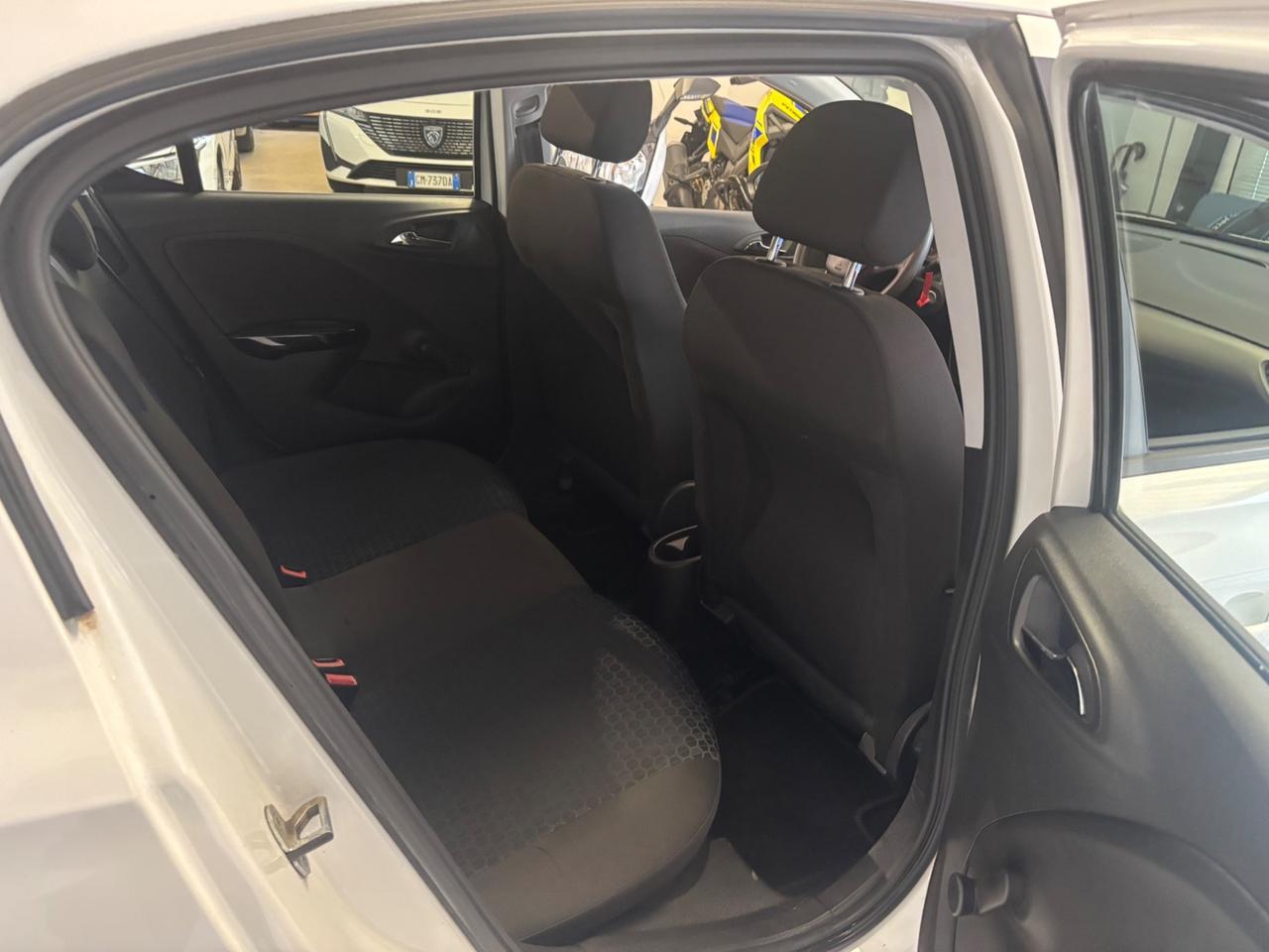Opel Corsa 1.2 5 porte n-Joy