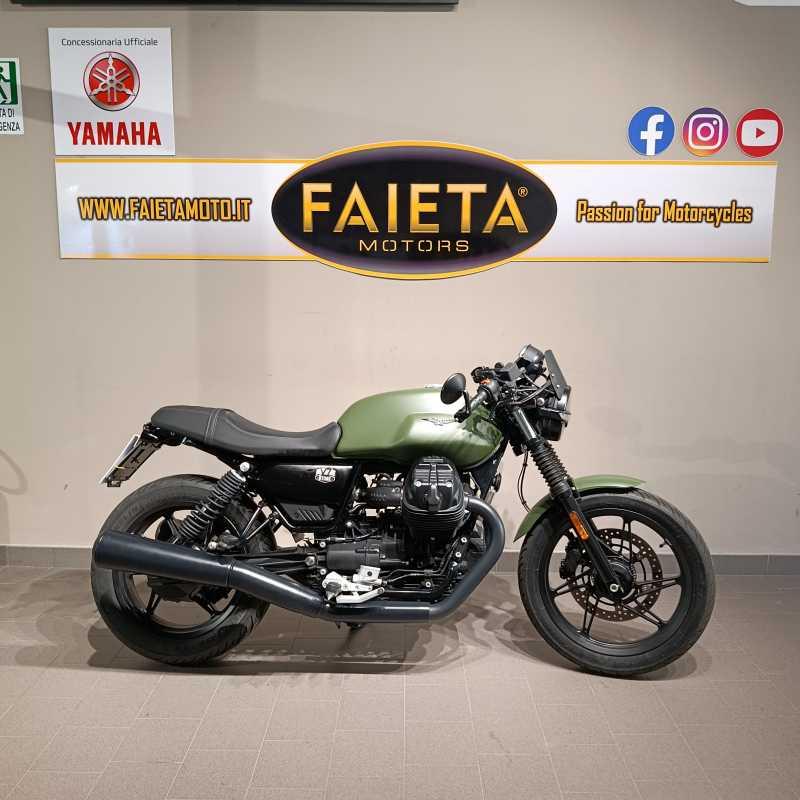 Moto Guzzi V7 Stone - 2024