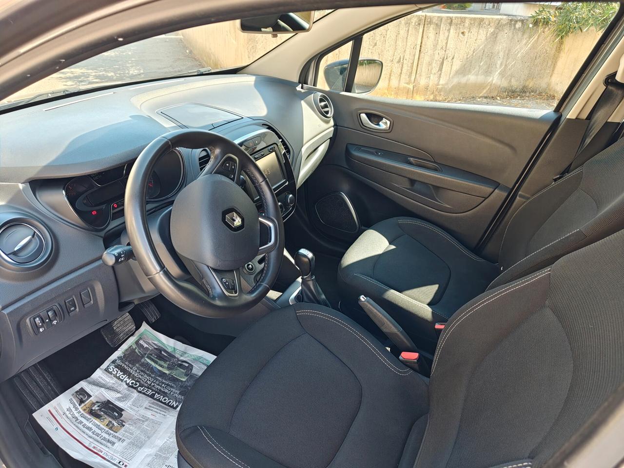 Renault Captur dCi 8V 90 CV EDC Sport Edition