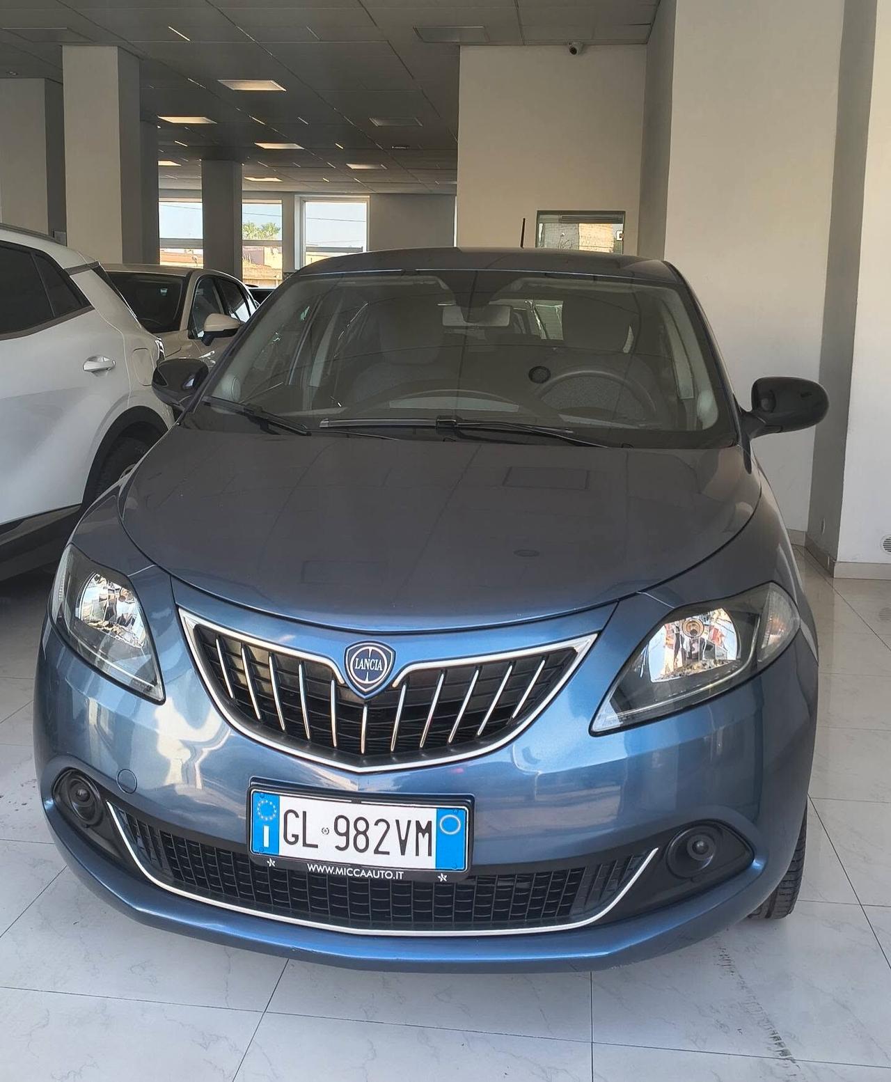Lancia Ypsilon 1.0 FireFly 5 porte S&S Hybrid Silver Plus