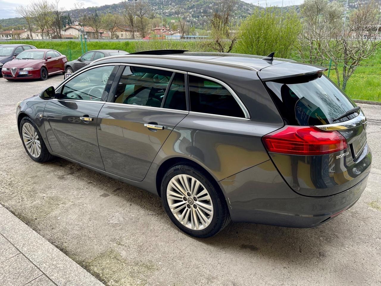 Opel Insignia 2.0CDTI 4x4 160CV SportsTourer Cosmo