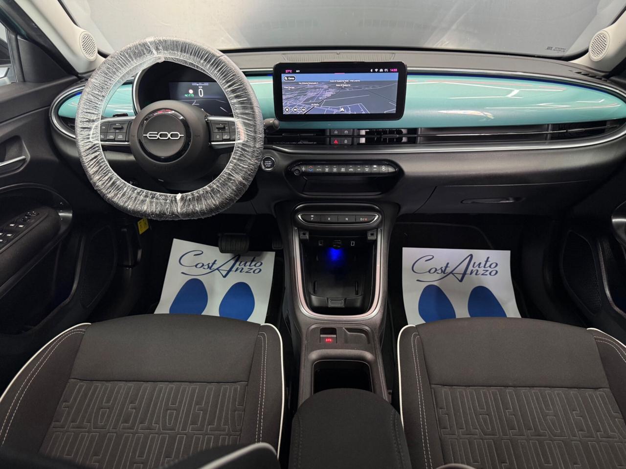 Fiat 600 Hybrid 145 CV DCT MHEV La Prima