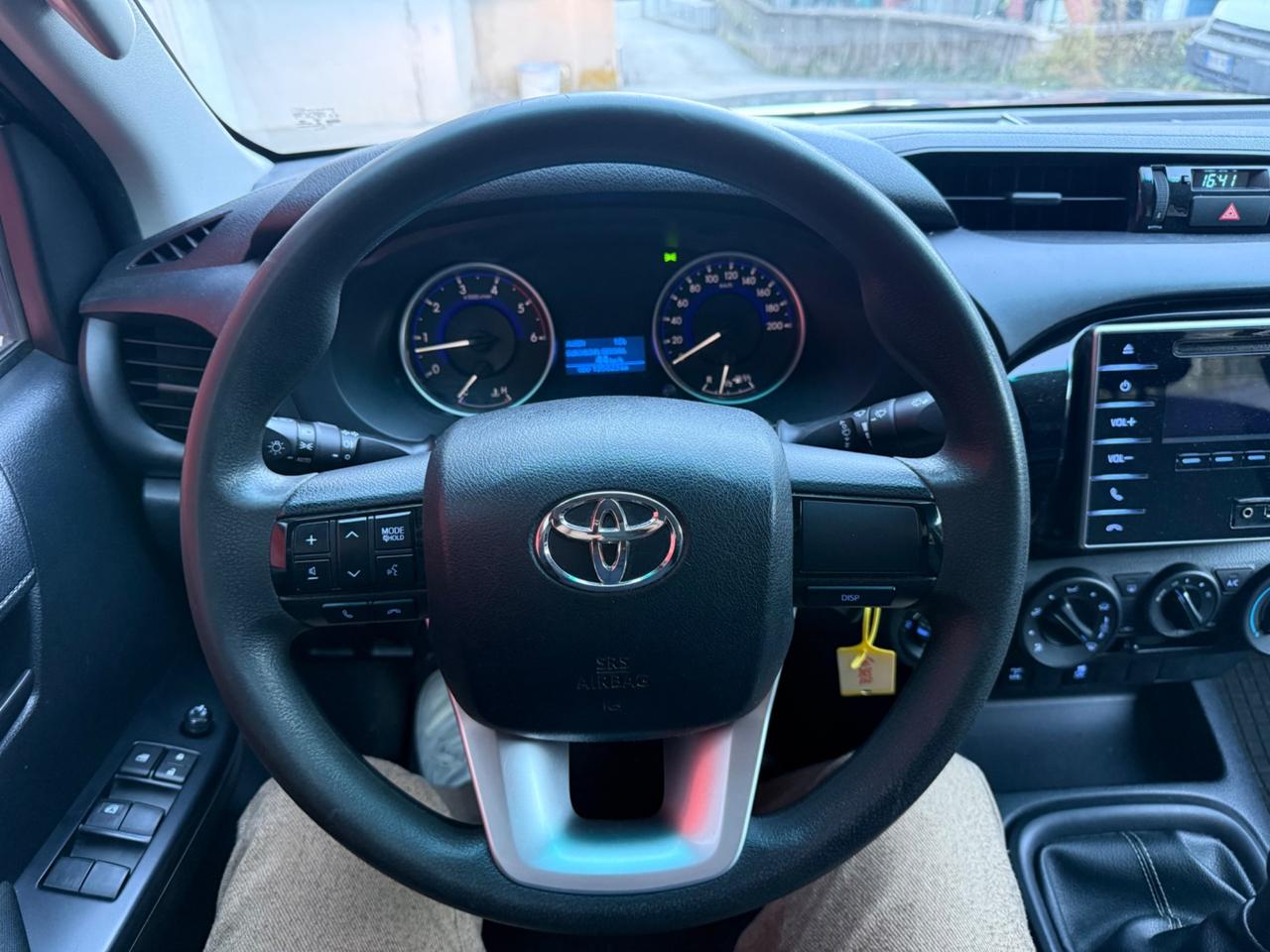 Toyota Hilux 2.4 D-4D 4WD 4 porte Double Cab Executive