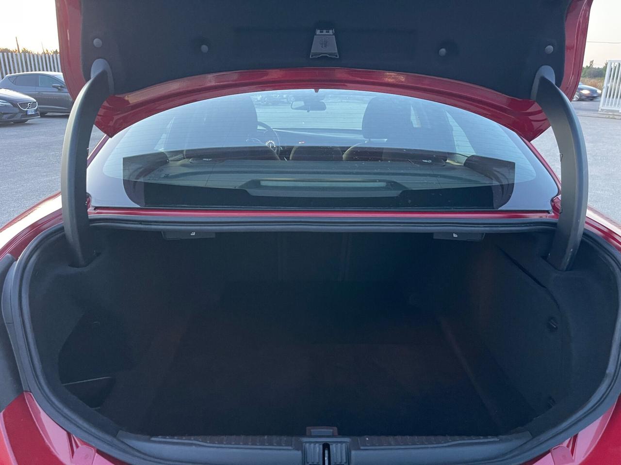 ALFA ROMEO GIULIA 2.2D ROSSA FULL 93000KM NUOVA