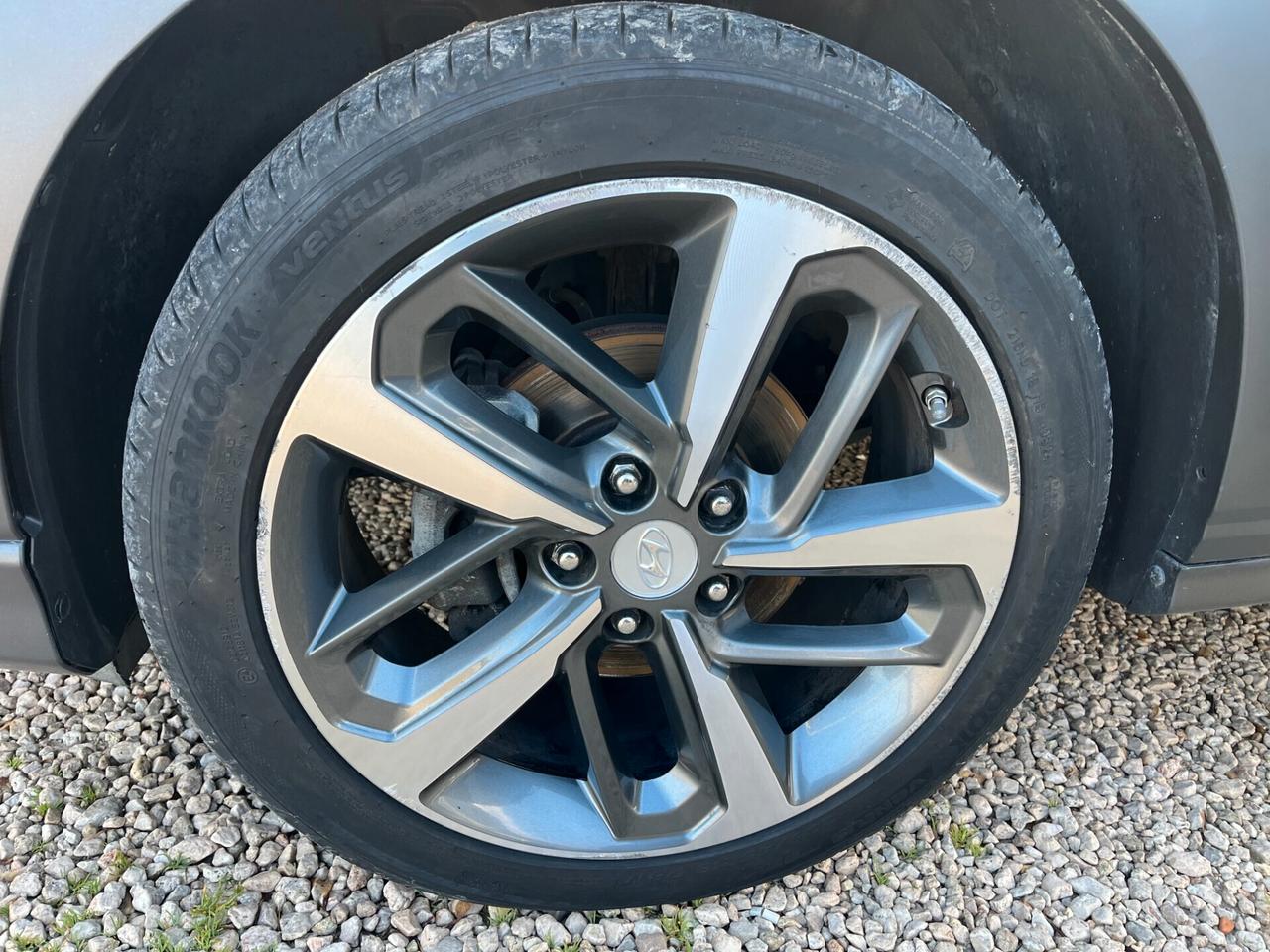 Hyundai Kona 1.6 CRDI 136 CV AUTOMATICO KM CERTIFICATI 2021