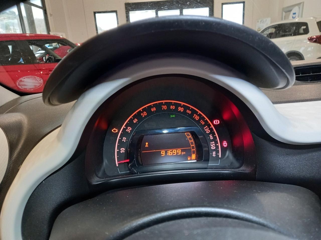 Renault Twingo 1.0 90.000 KM 5 porte