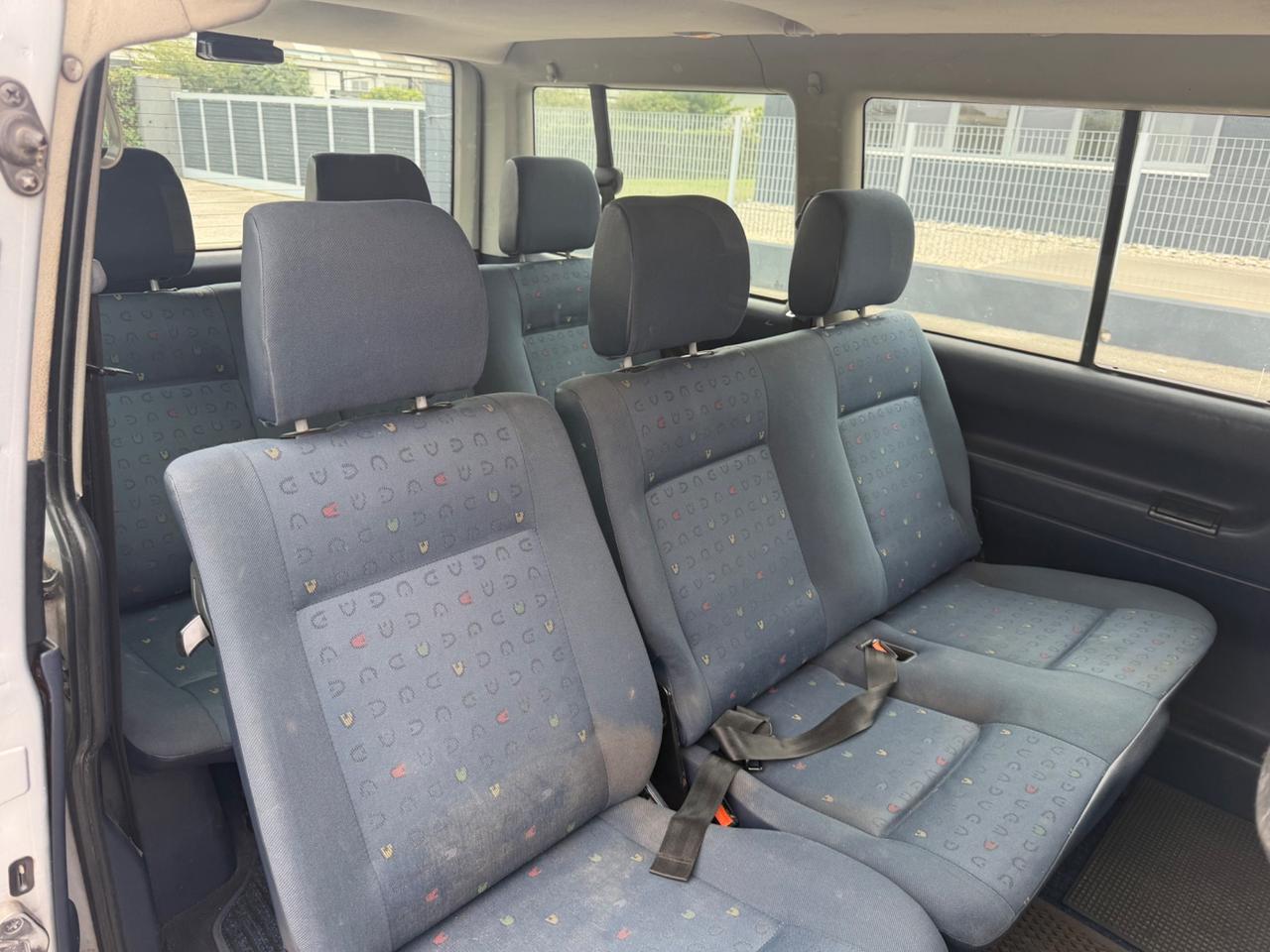 Volkswagen Caravelle/Multivan Caravelle 2.5 TDI/102CV L