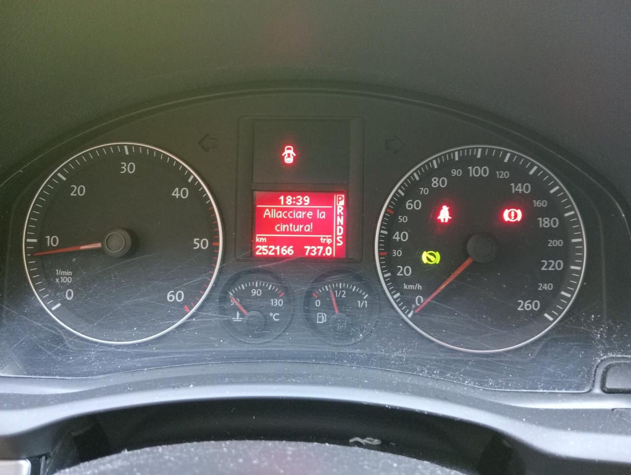 VW Golf V 2.0TDI 16V 140CV 5p. Sportline