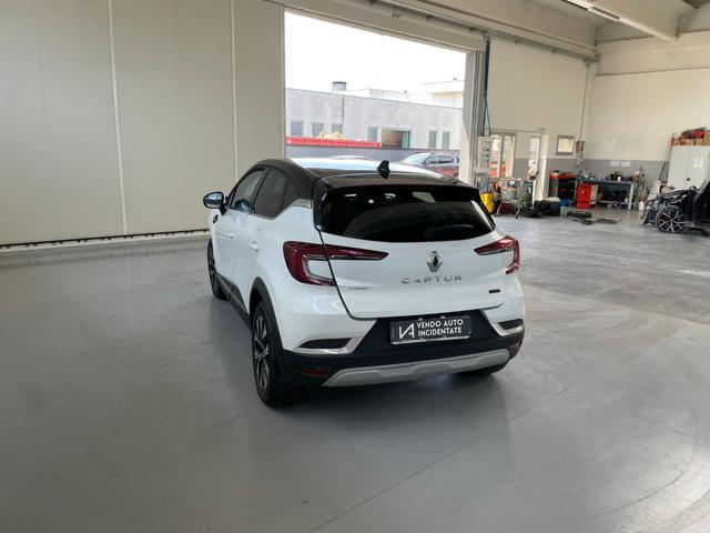 RENAULT Captur FULL HYBRID E-TECH 145CV TECHNO