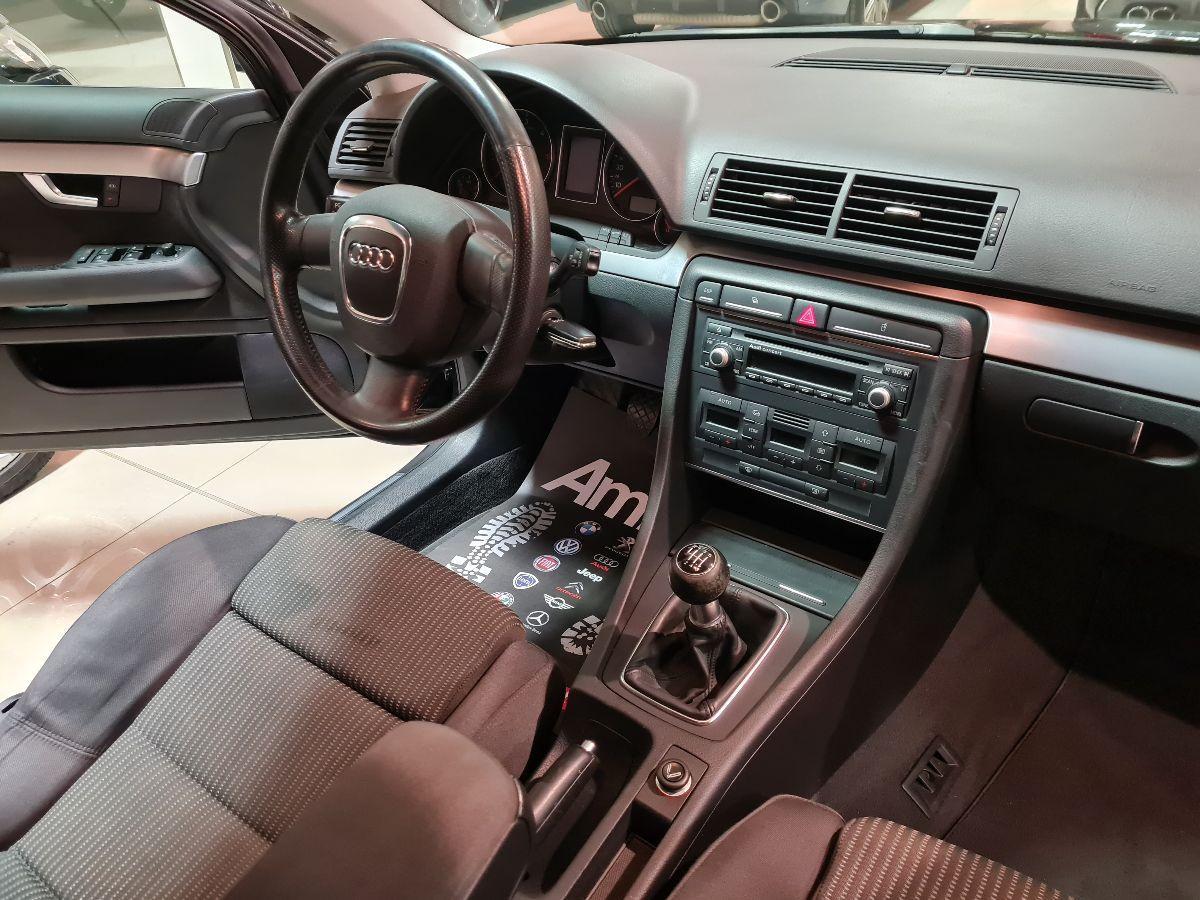 AUDI A4 Avant 2.0 TDI 140 CV S-Line