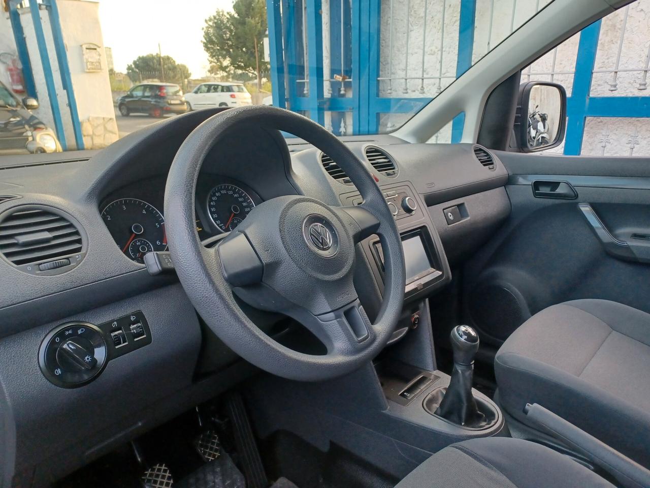 Volkswagen Caddy 1.6 TDI ANNO 2015