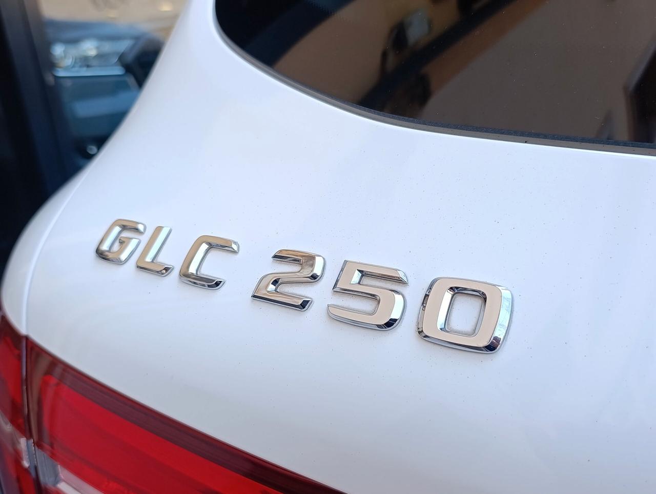 Mercedes-benz GLC 250 4Matic Sport solo Km 79.025