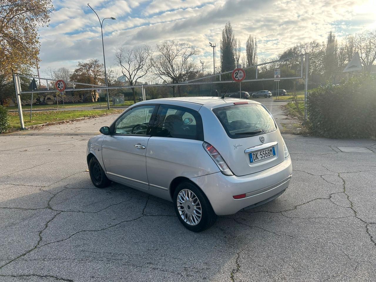 Lancia Ypsilon 1.2 cc unico proprietario 90.000 km