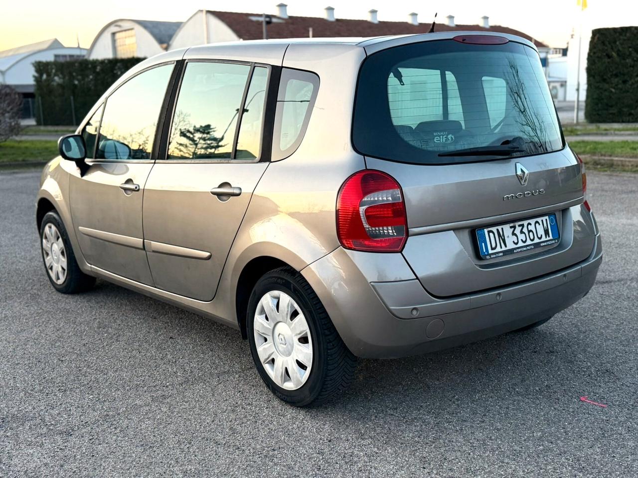 Renault Modus Grand 1.5 dCi 85CV Dynamique