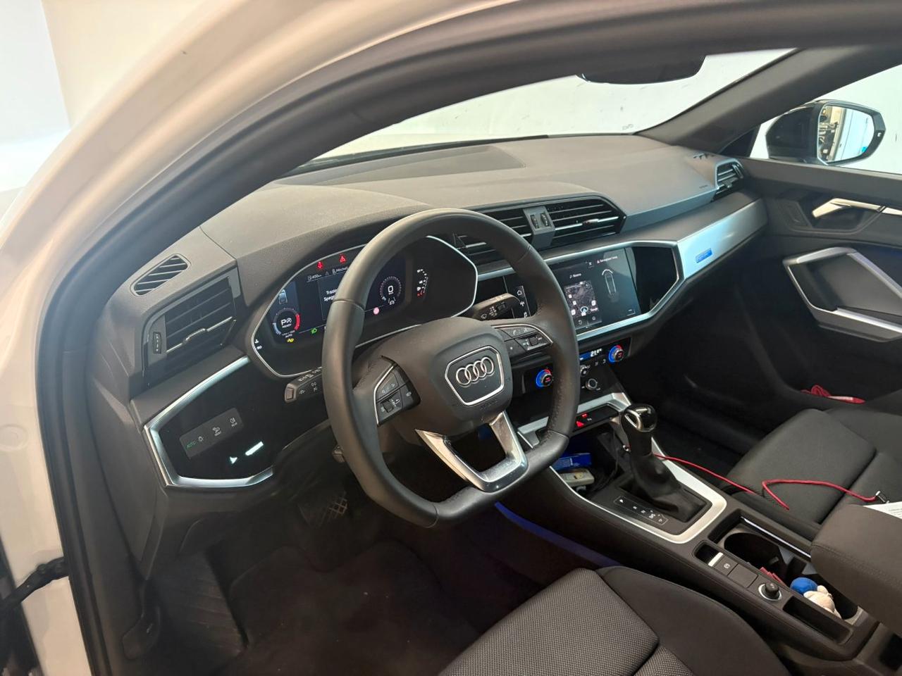 Audi Q3 Sportback 40 2.0 tdi Identity Black quattro 193cv s-tronic