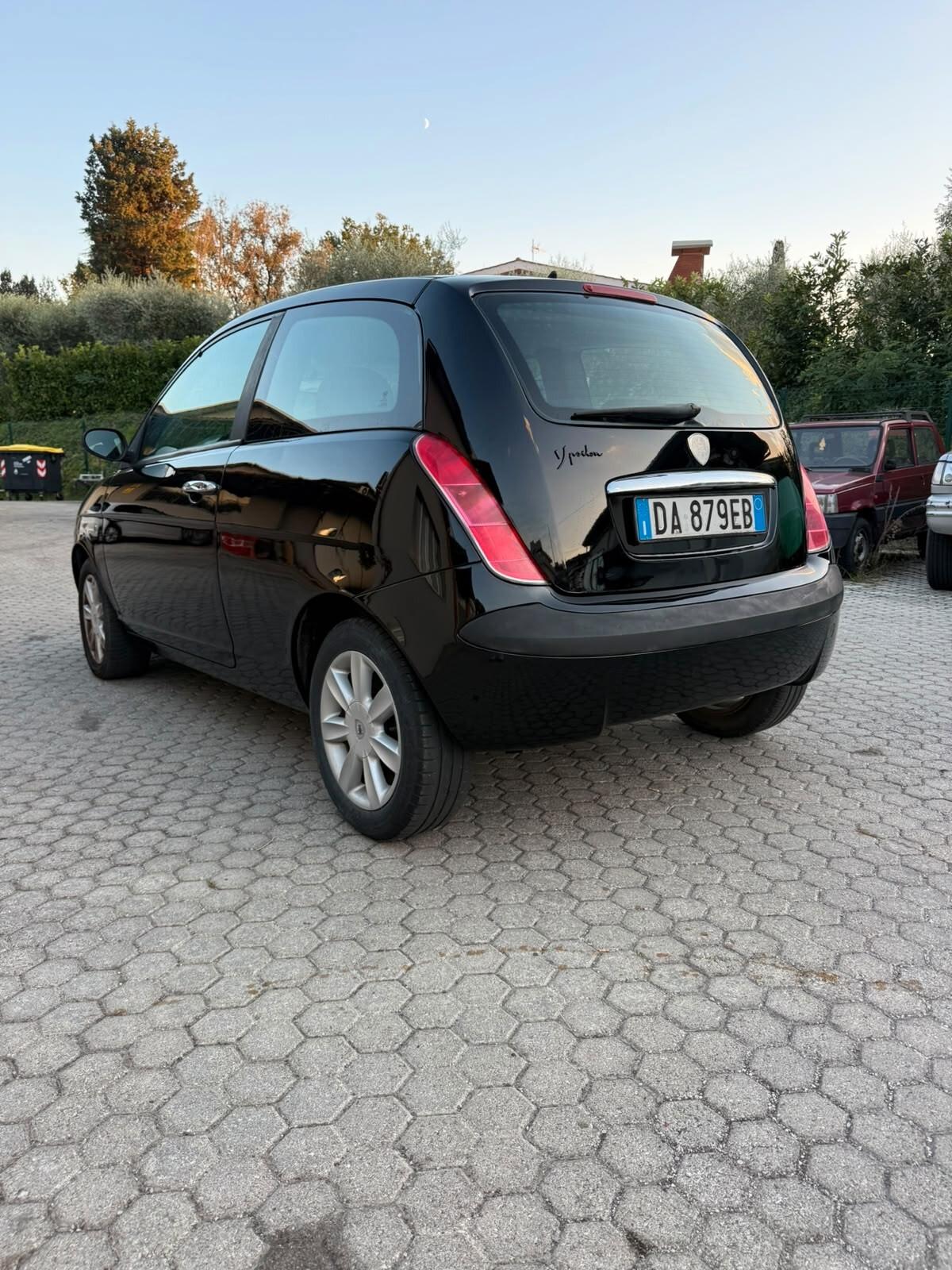 Lancia Ypsilon 1.2 Oro