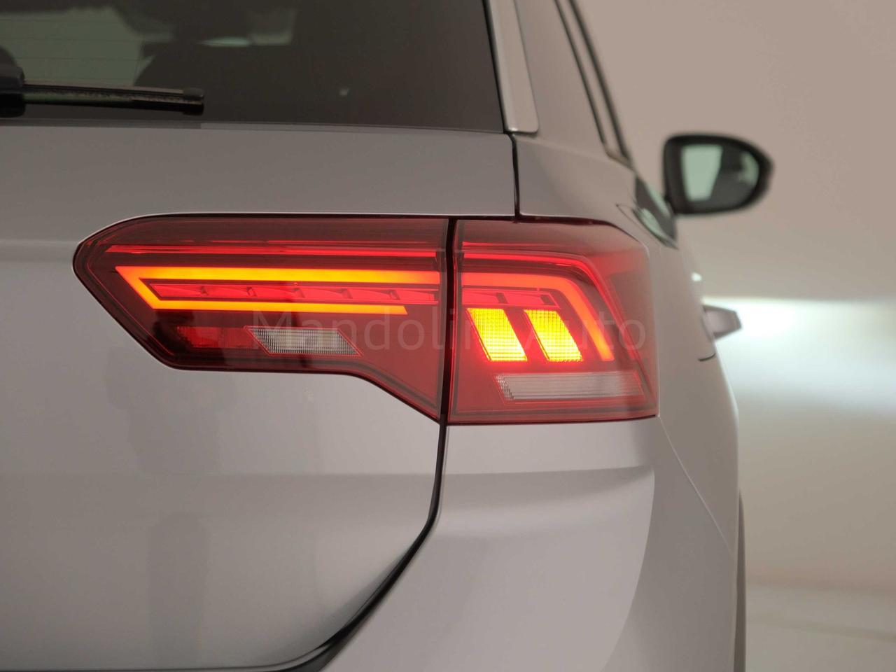 Volkswagen T-Roc 1.0 tsi 115cv r line
