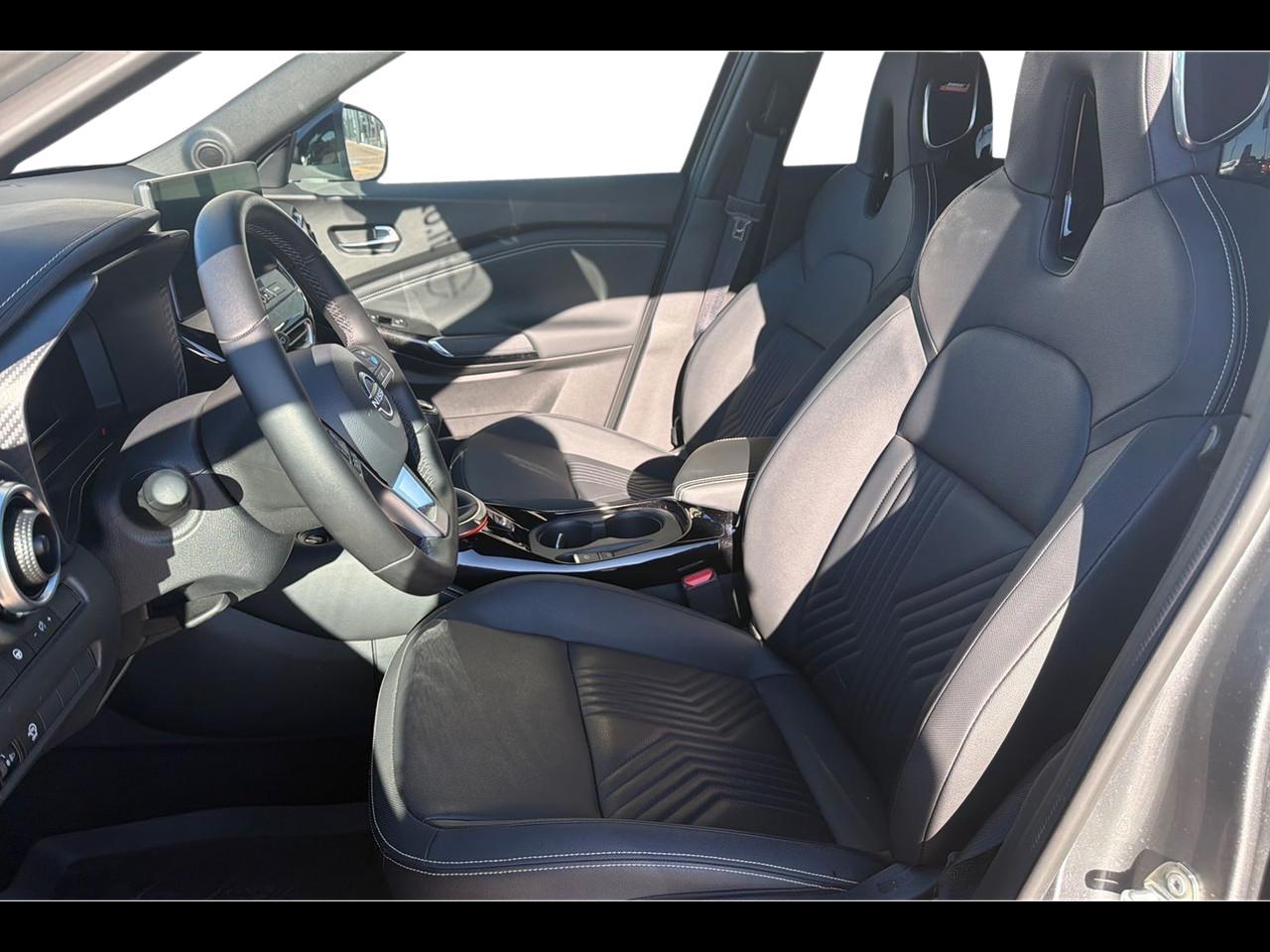 NISSAN JUKE TEKNA MT