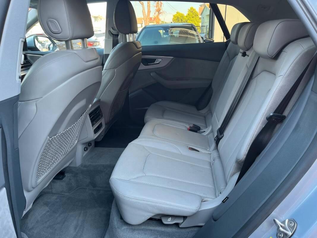 Audi Q8 55 3.0 tfsi e quattro tiptronic