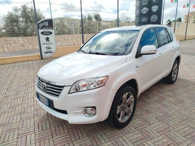 Toyota RAV 4 RAV4 Crossover 2.2 D-Cat 177 CV Executive