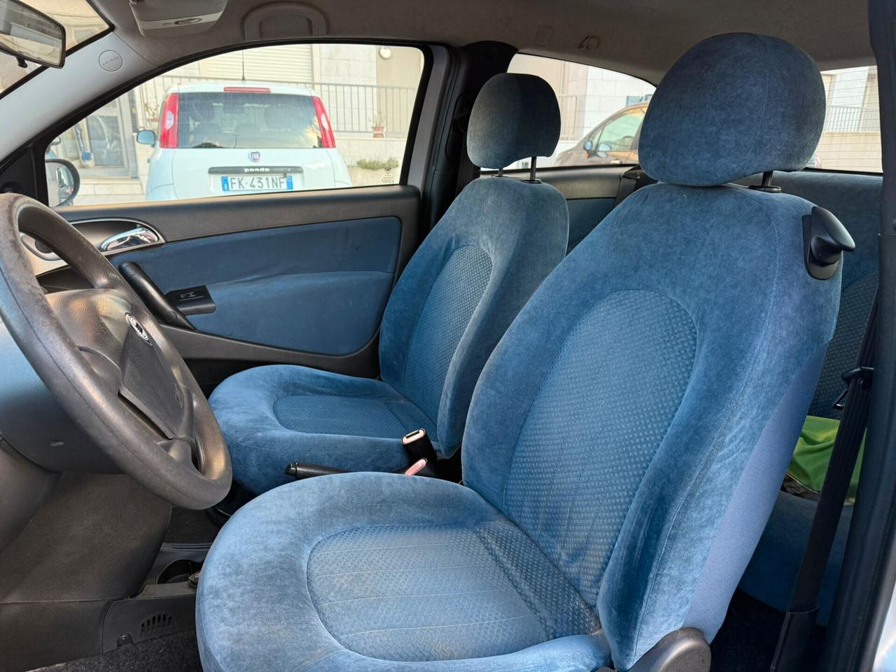 Lancia Ypsilon 1.3 MJT 69 CV Oro Giallo