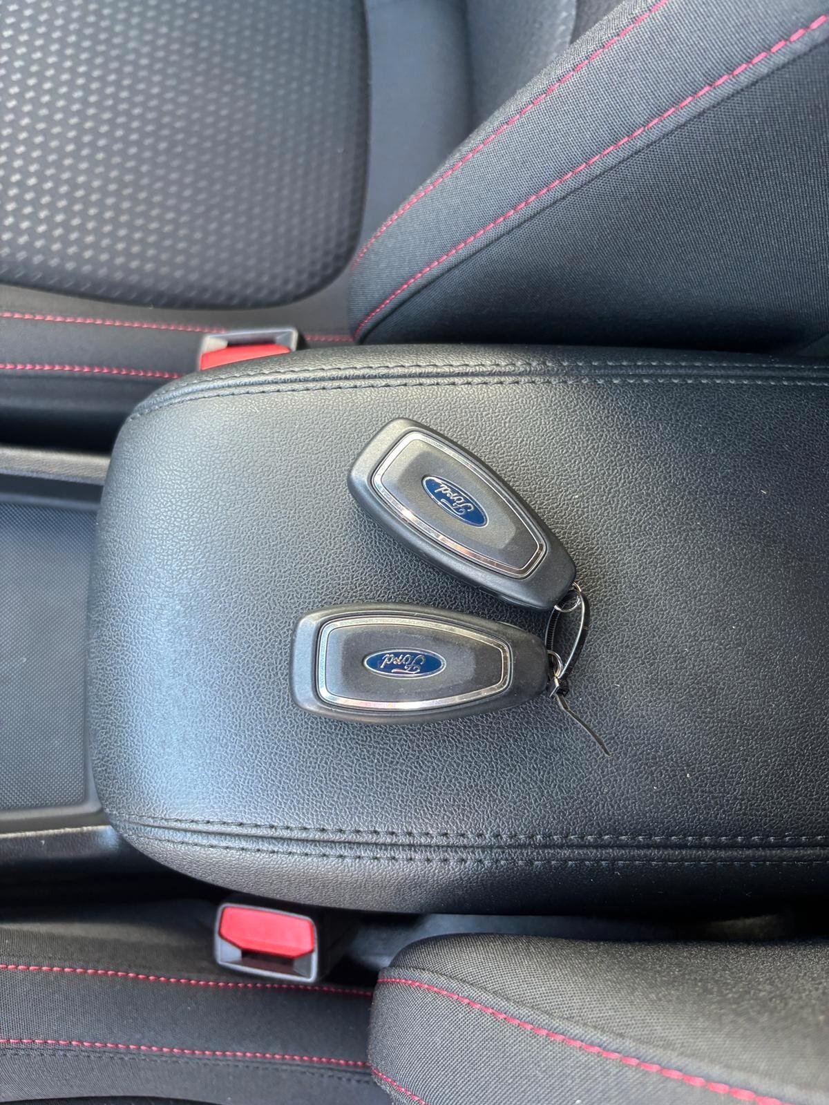 Ford Focus DIESEL 1.5 EcoBlue ST LINE AUTOMATICA