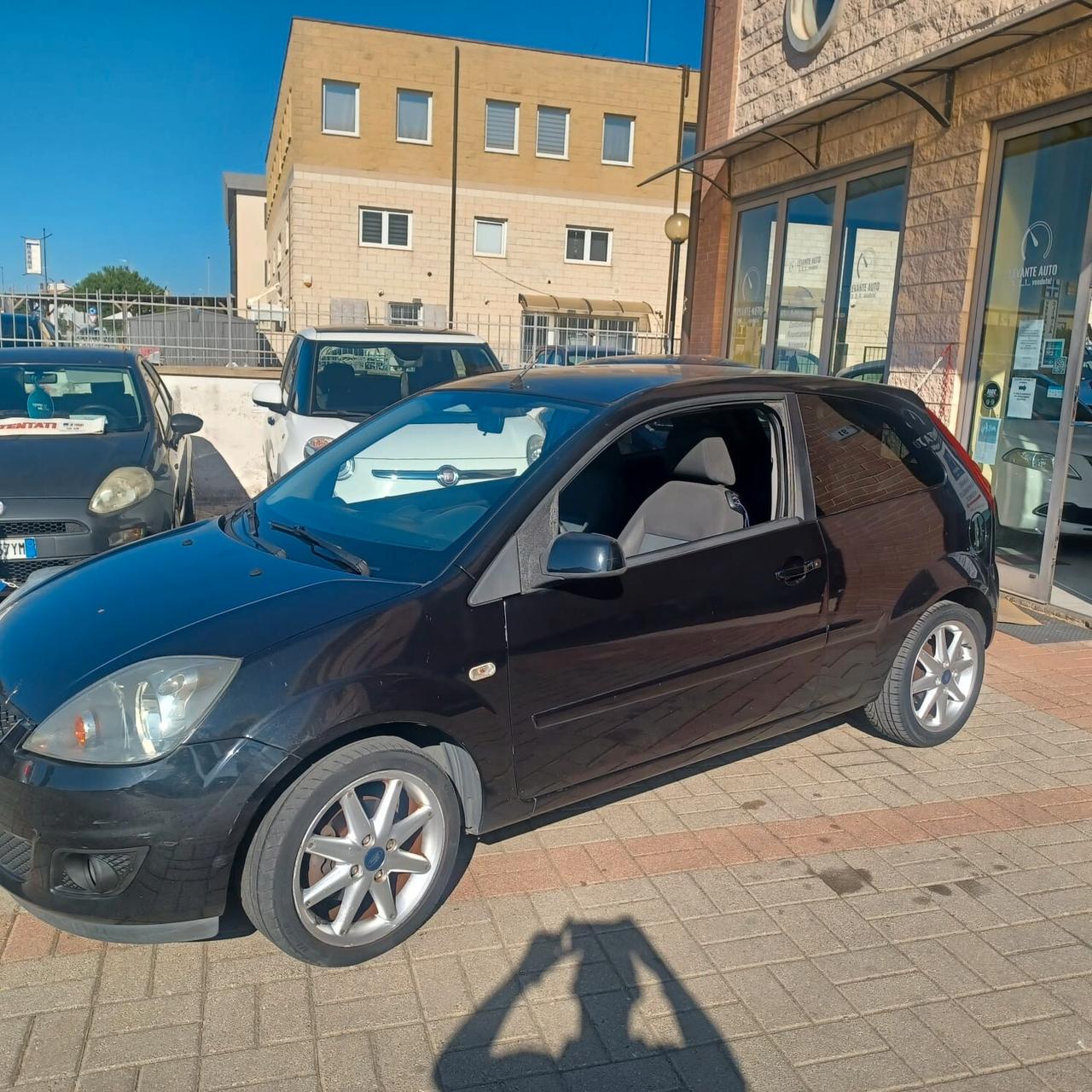 155.148 FIESTA 1.4 DCI NEOPATENTATI BEN CONSERVATA