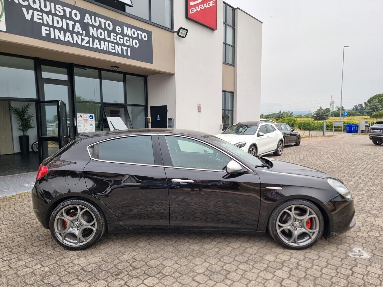 Alfa R. Giulietta SUPER 2.0 JTDm 175 CV - TCT