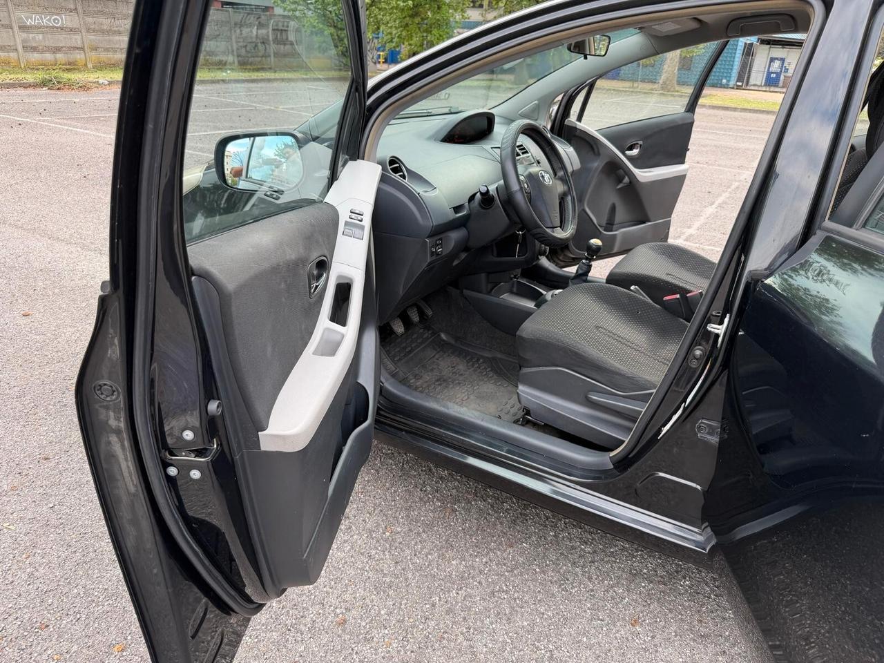 Toyota Yaris 1.3 5 porte Sol