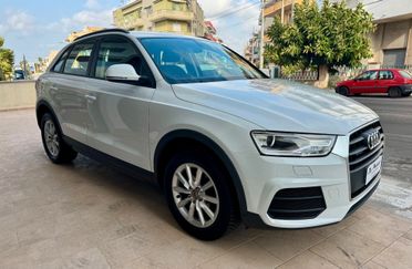 Audi Q3 2.0 TDI 184 CV quattro S tronic Business