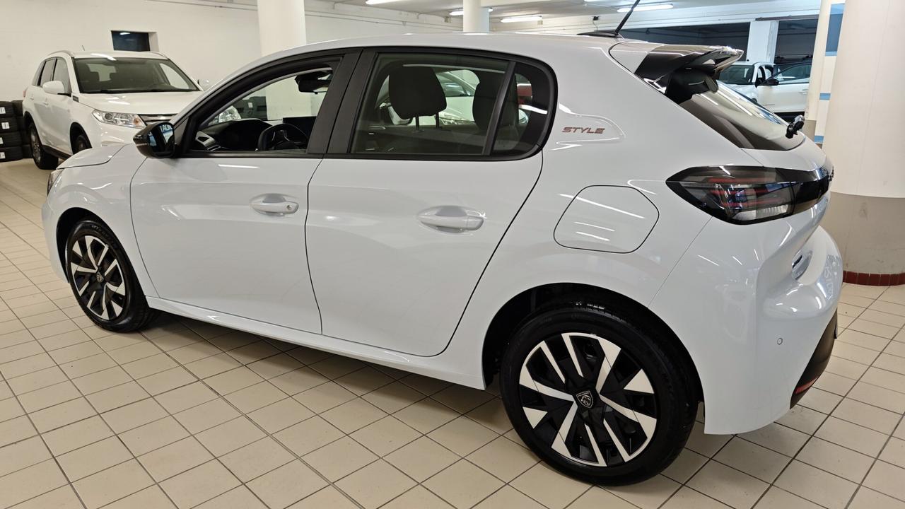 Peugeot 208 Hybrid 110 e-DCS6 Style