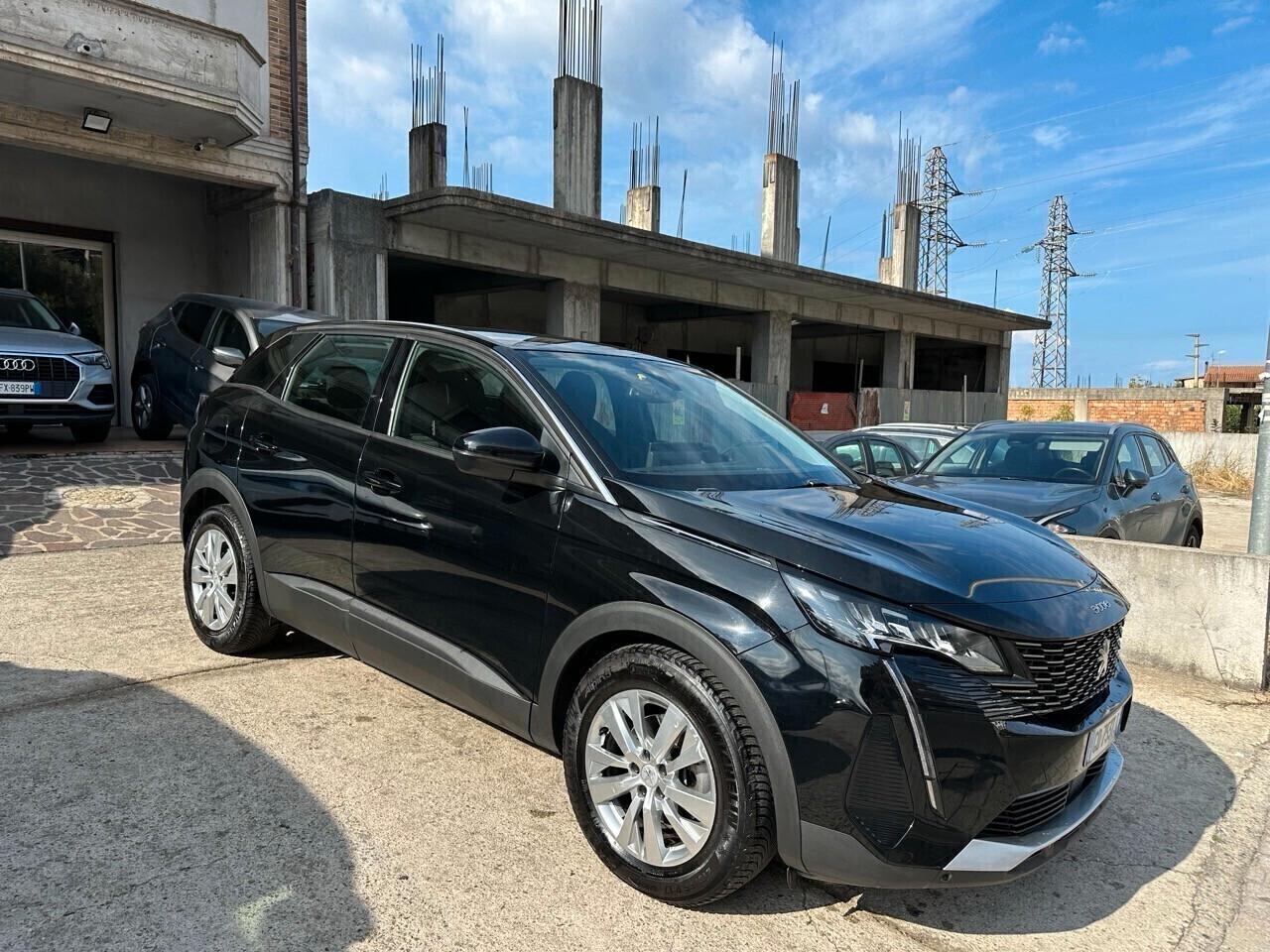 Peugeot 3008 1.5 bluehdi 130CV AT8