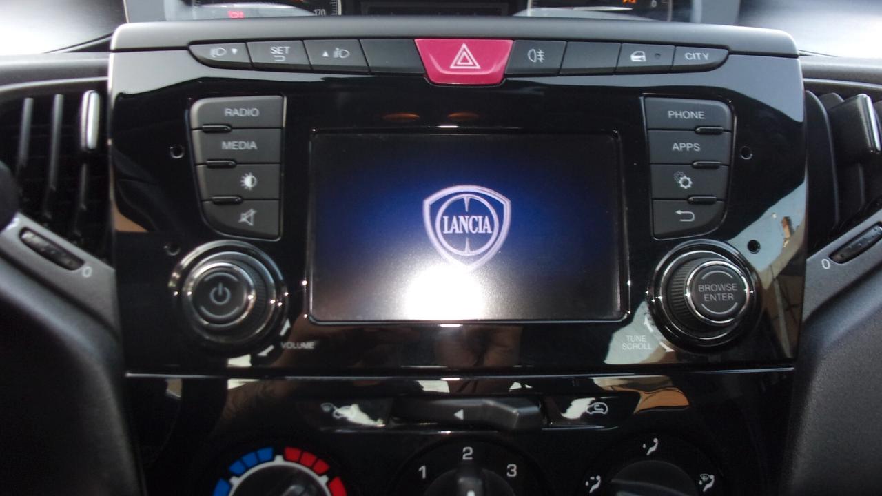 Lancia Ypsilon 1.2 69 CV 5 porte Gold