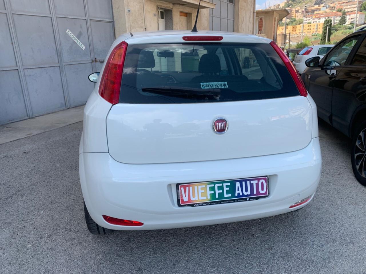 Fiat Punto 1.3 MJT II S&S 95 CV 5 porte Street