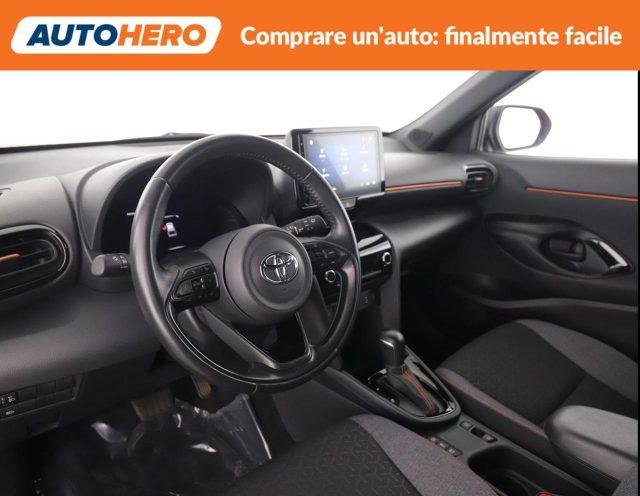 TOYOTA Yaris Cross 1.5 Hybrid 5p. E-CVT AWD-i Orange Edition