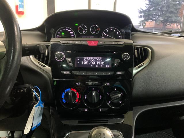 LANCIA Ypsilon 1.2 69 CV 5 porte Gold