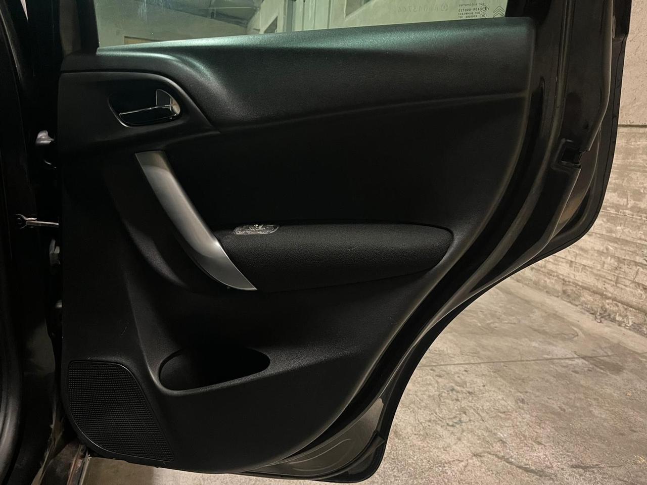 Citroen C3 1.4 VTi 95 Exclusive Style. Km 100.000