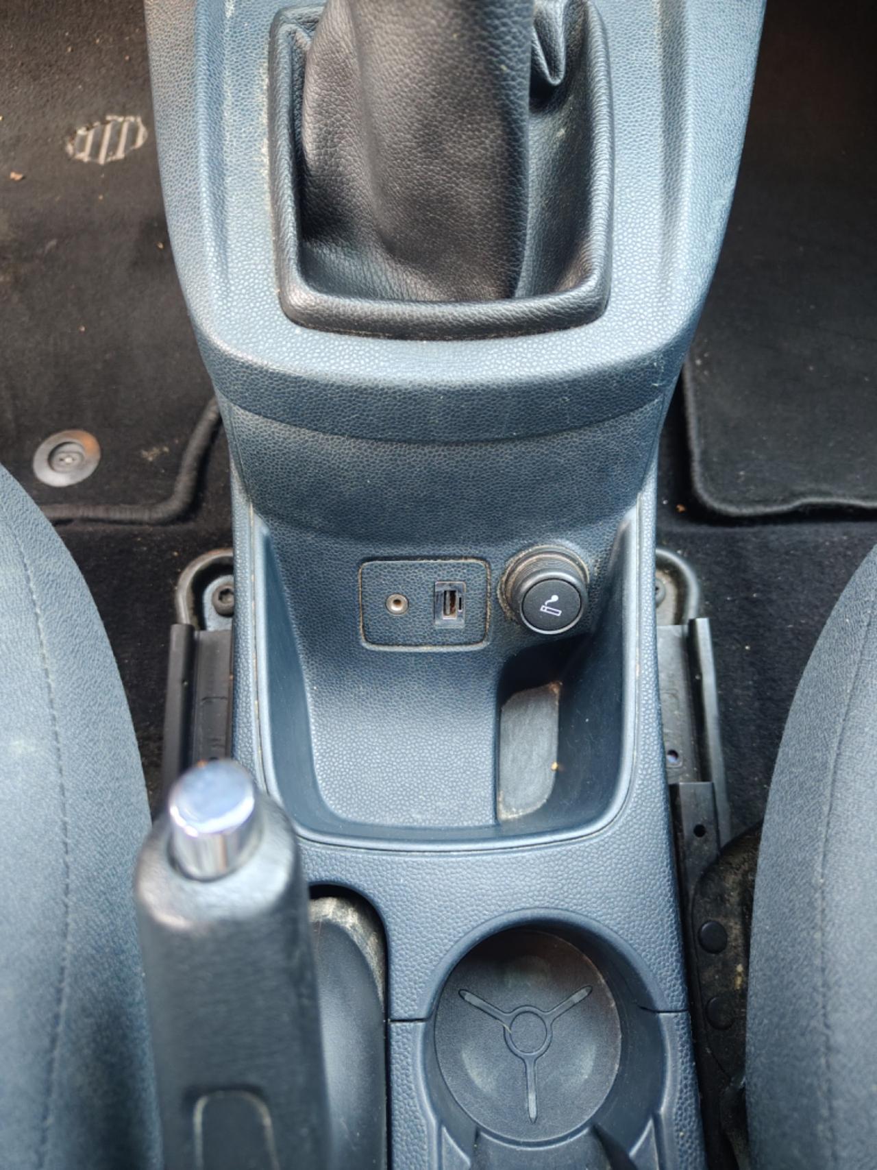 Ford Fiesta TITANIUM